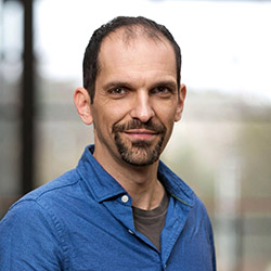 Dr Miguel Nicolau